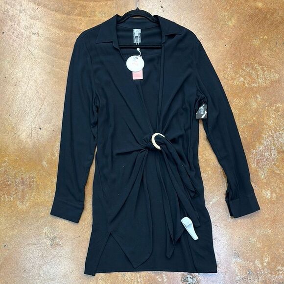 Elegant Black Long Sleeve Dress - Picture 1 of 7